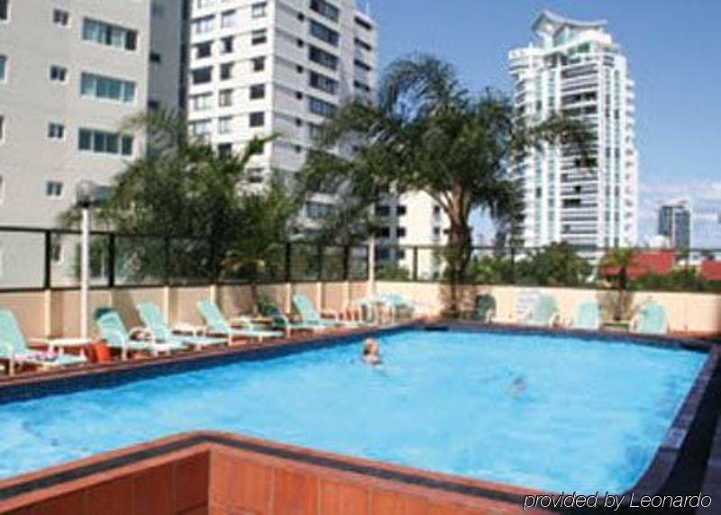 גולד קוסט Sandy Point Beach Resort מראה חיצוני תמונה