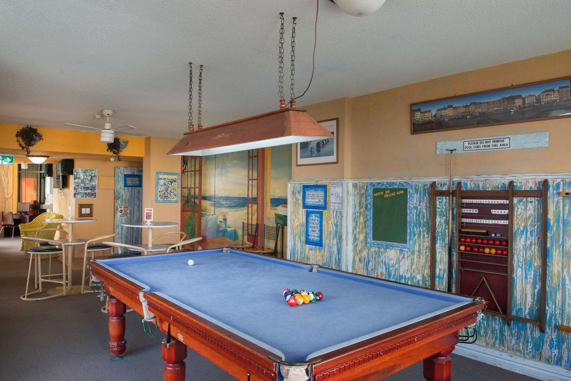 גולד קוסט Sandy Point Beach Resort מראה חיצוני תמונה